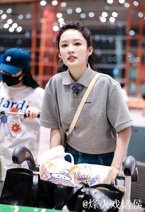 12岁的法国新星Mikayla Noel是双正双反打法