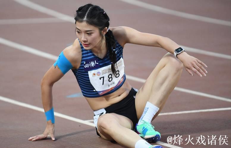 吴艳妮12秒98头名晋级全运会女子100米栏决赛